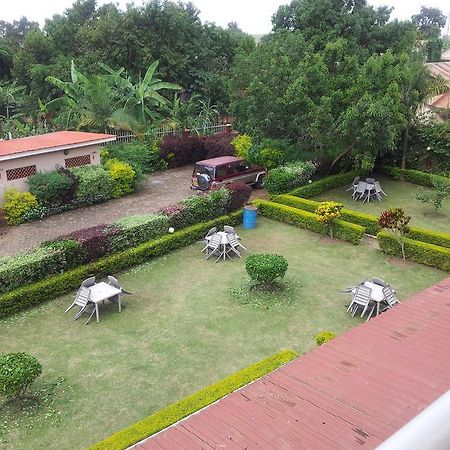 Areba Hotel Entebbe Exterior photo