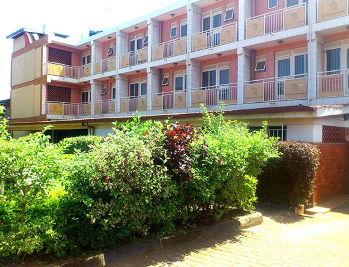 Areba Hotel Entebbe Exterior photo