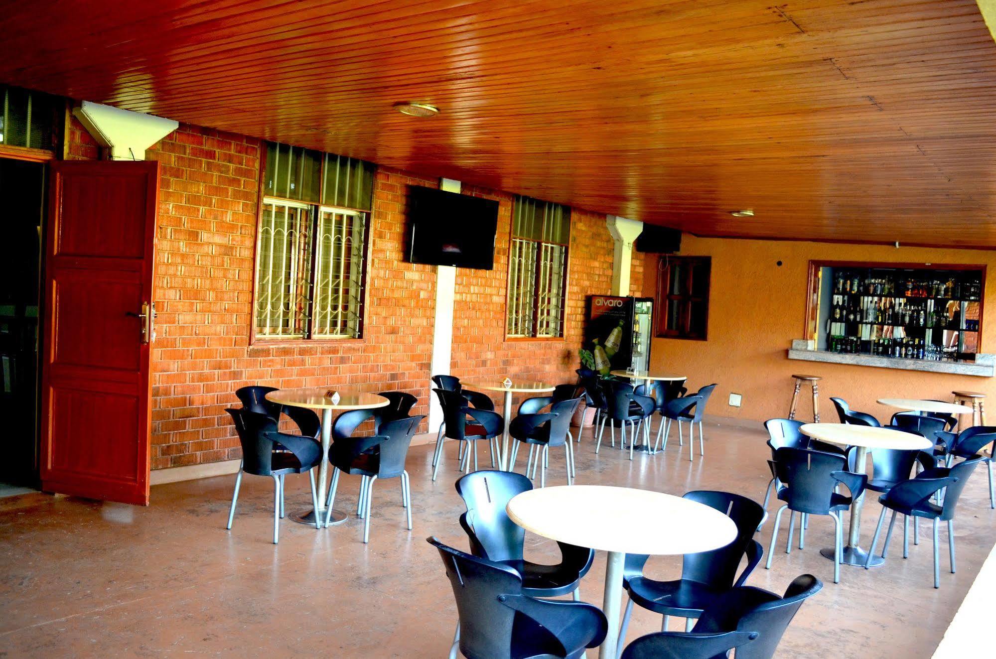 Areba Hotel Entebbe Exterior photo