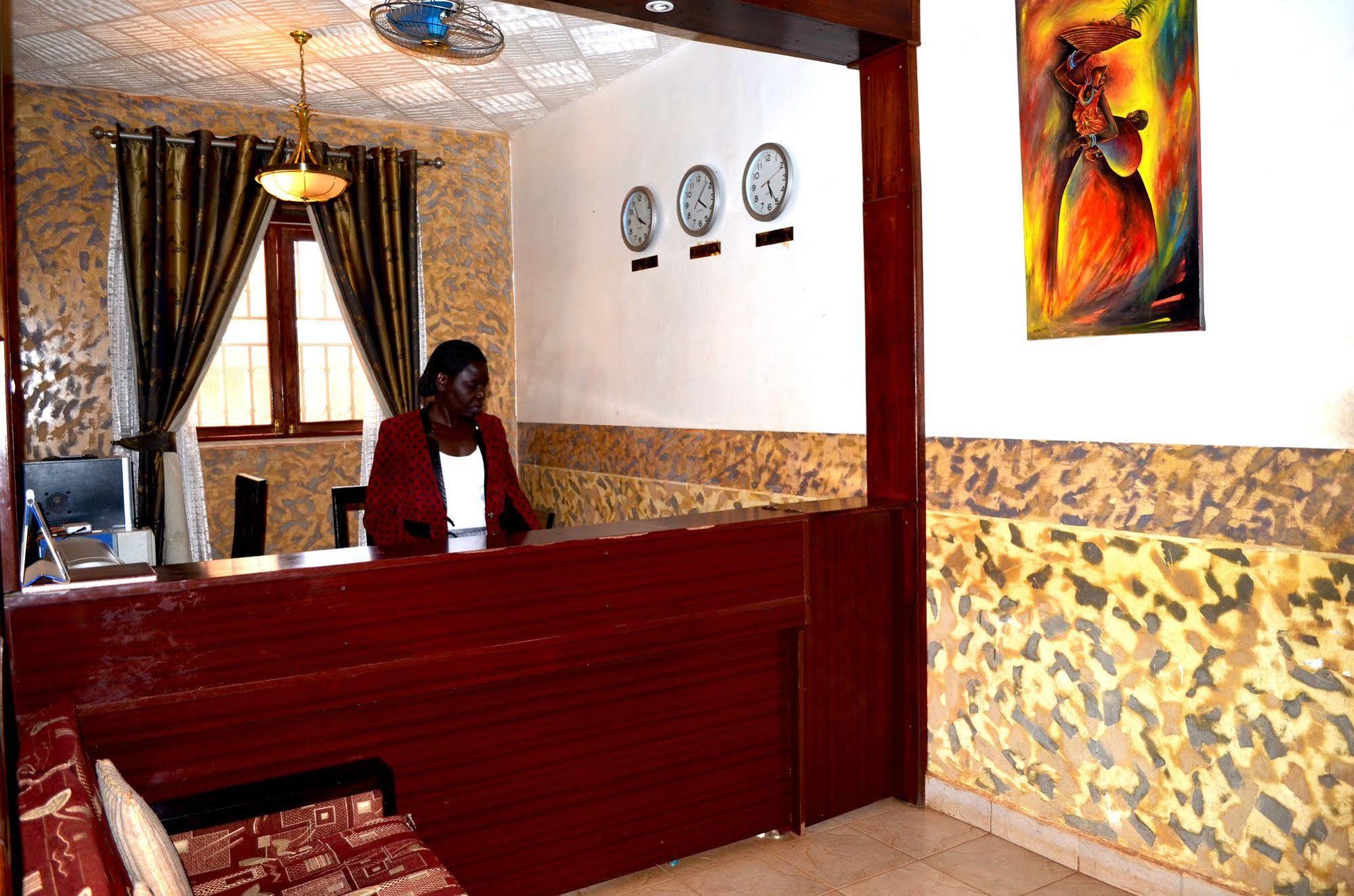 Areba Hotel Entebbe Exterior photo