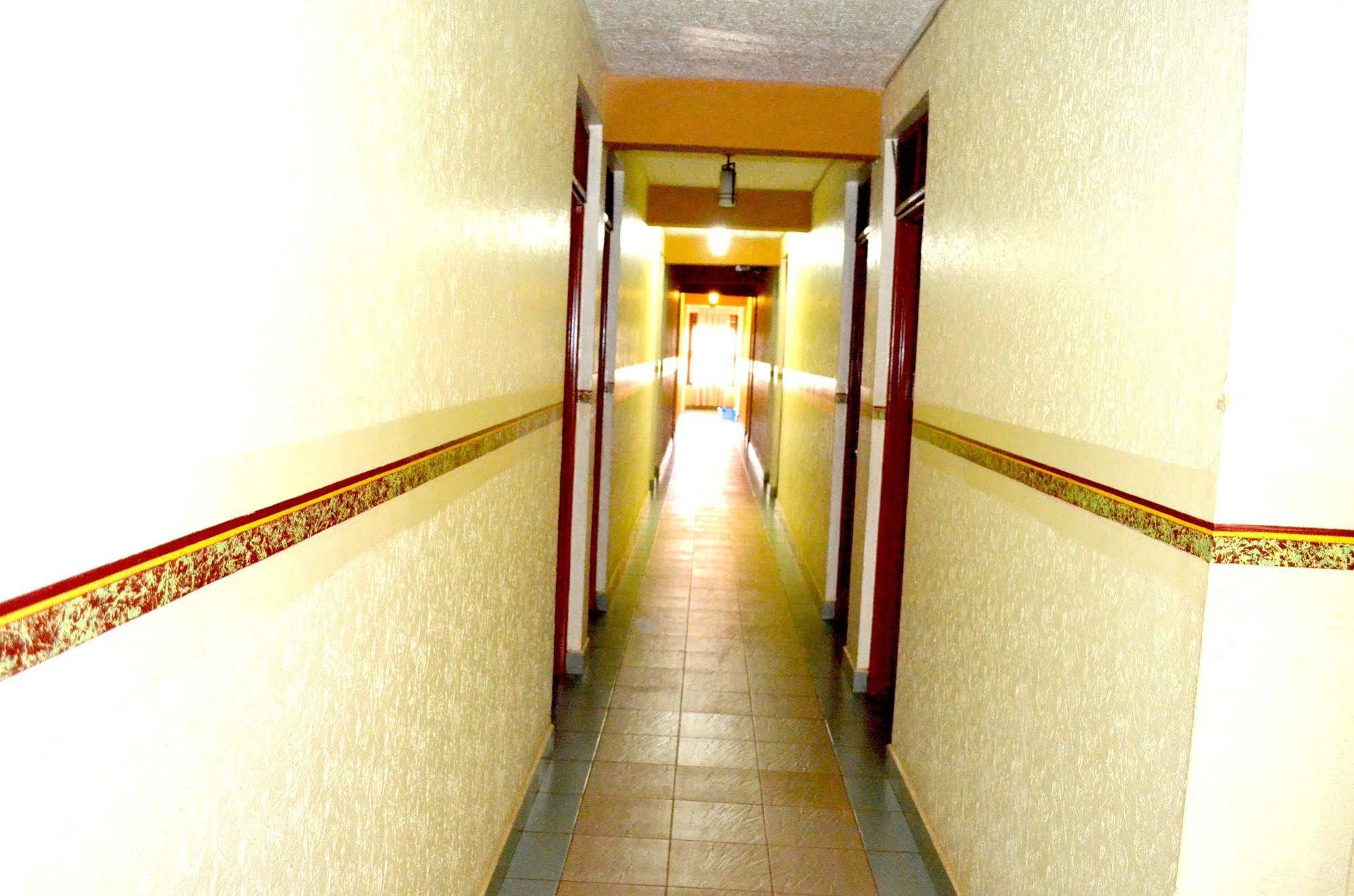 Areba Hotel Entebbe Exterior photo